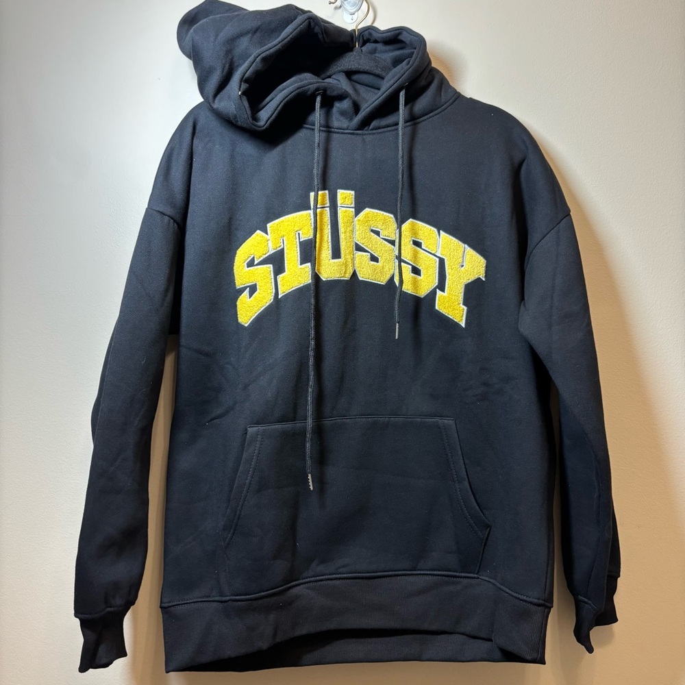 Stussy Chenille Arch Charcoal Hoodie with Vibrant Yellow Lettering Men’s Size L